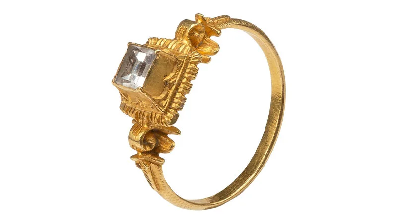 Renaissance Ring