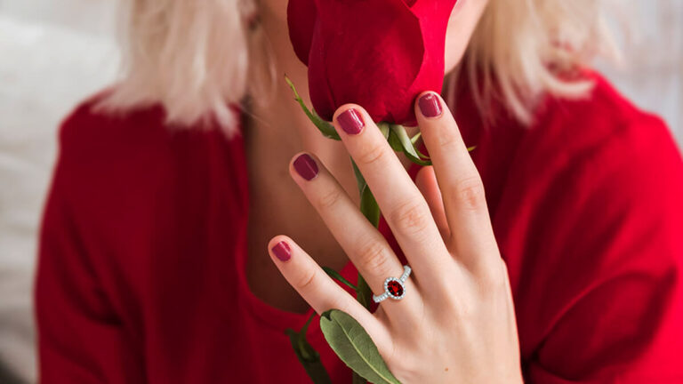 5 reasons to propose with a ruby ring featured image