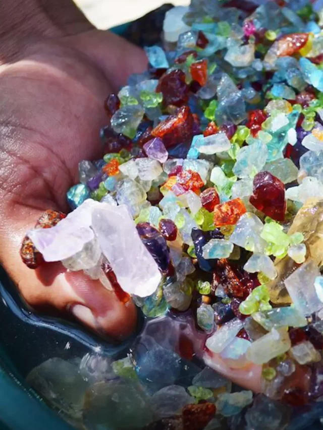 Raw Gemstones in the World